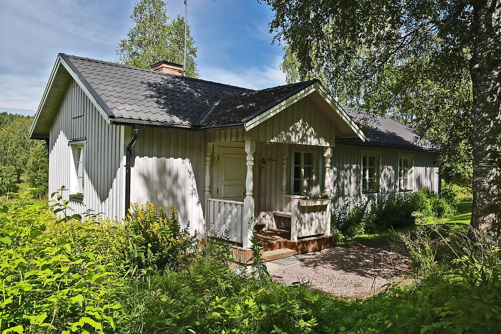 Olsbacka Gard Bed & Breakfast Falun Bagian luar foto
