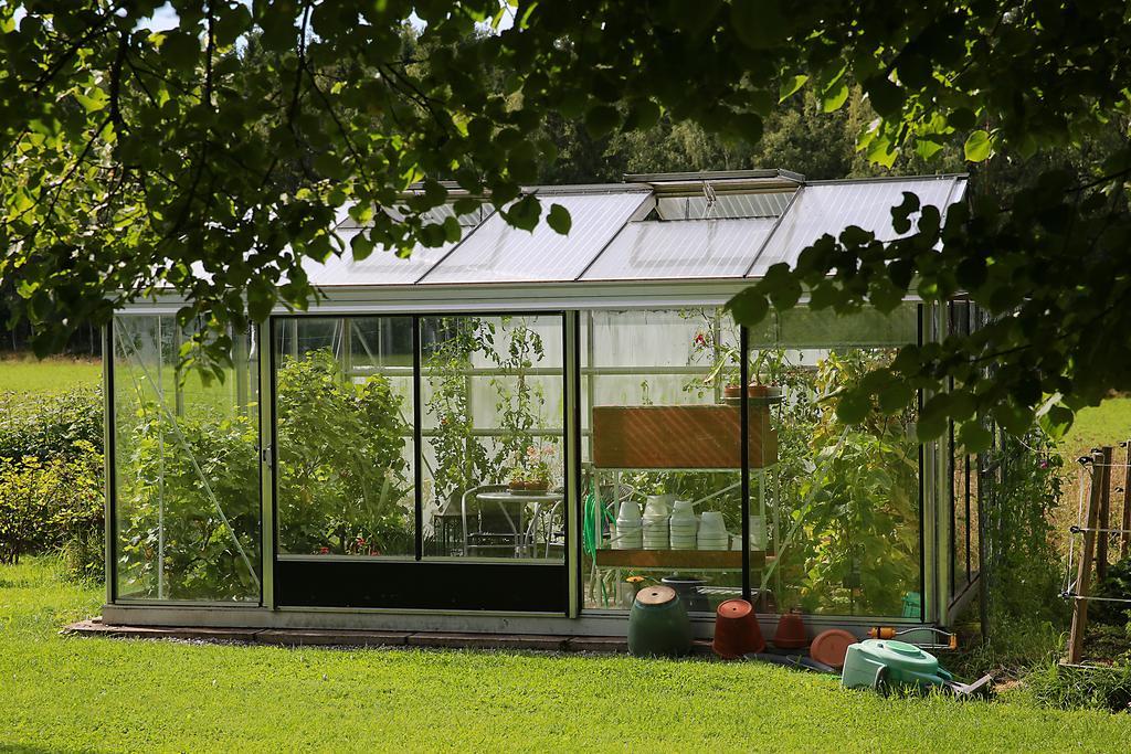 Olsbacka Gard Bed & Breakfast Falun Bagian luar foto